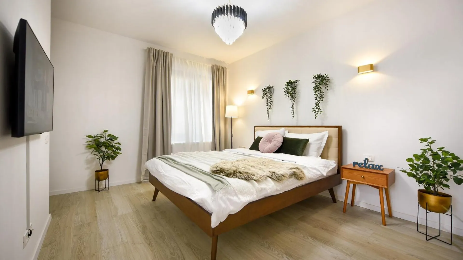 Urban Bliss - Contemporary Elegance In Modern Living Spaces Voluntari Romania