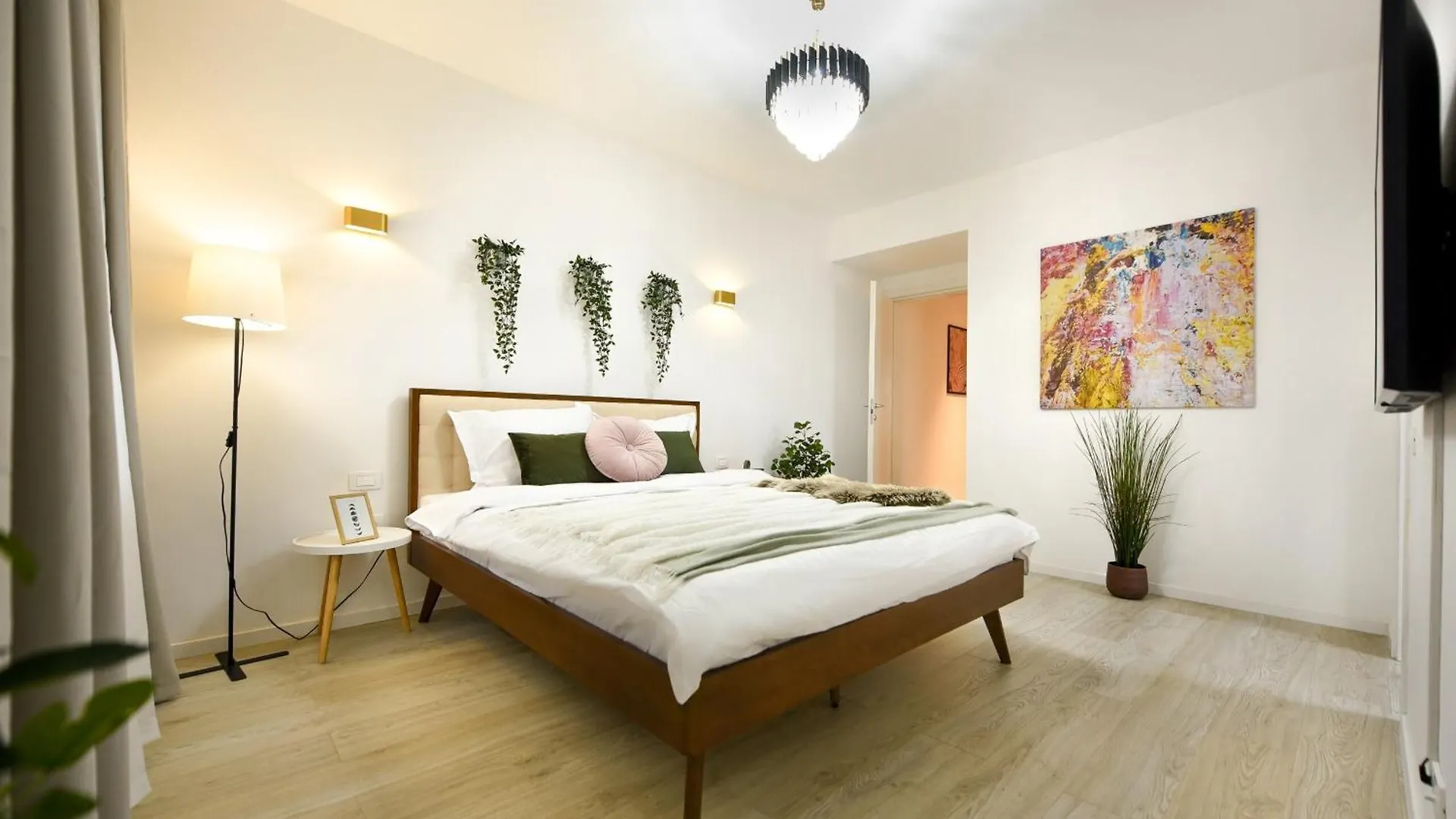 Urban Bliss - Contemporary Elegance In Modern Living Spaces Voluntari 0*,